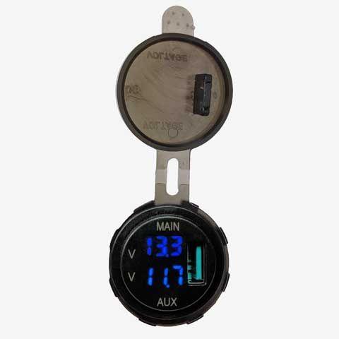 Lightforce Dual Voltmeter with 3A USB Fast Charger
